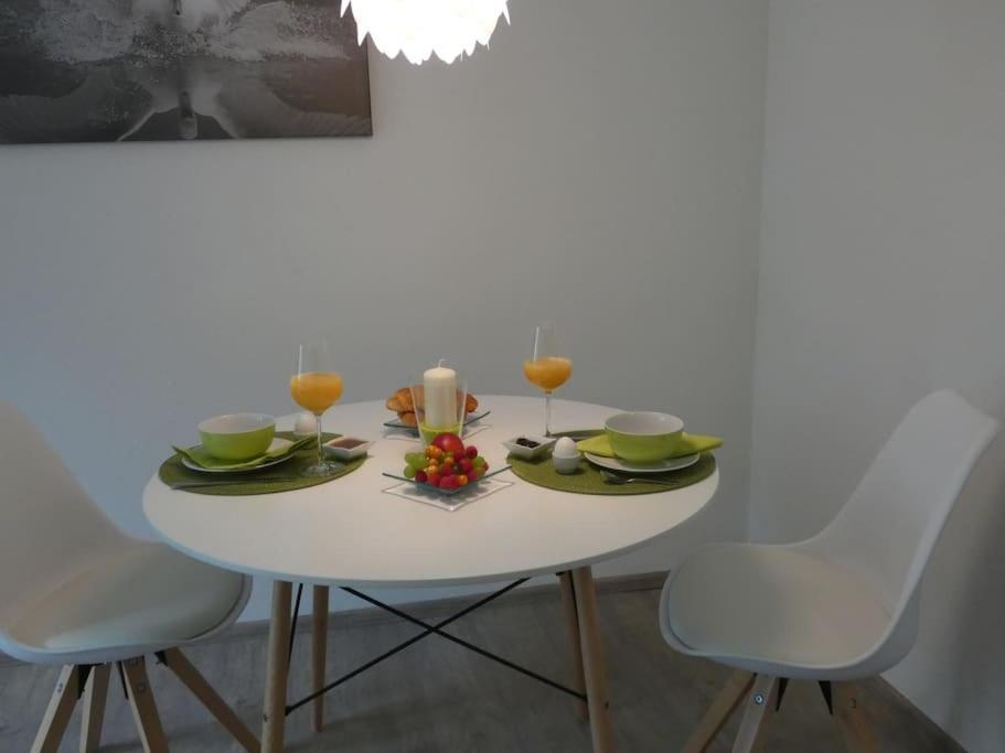 Ruhiges Garten-Studio Chiara Gstadt Laeufers Chiemsee Holiday Home Ґштадт-ам-Кімзе Екстер'єр фото